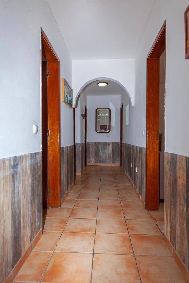 B18 - Village Street Apartment Lagos Kültér fotó